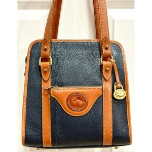 DOONEY & BOURKE - Vtg. All Weather Leather (AWL) Shoulder Bag/Navy & British Tan